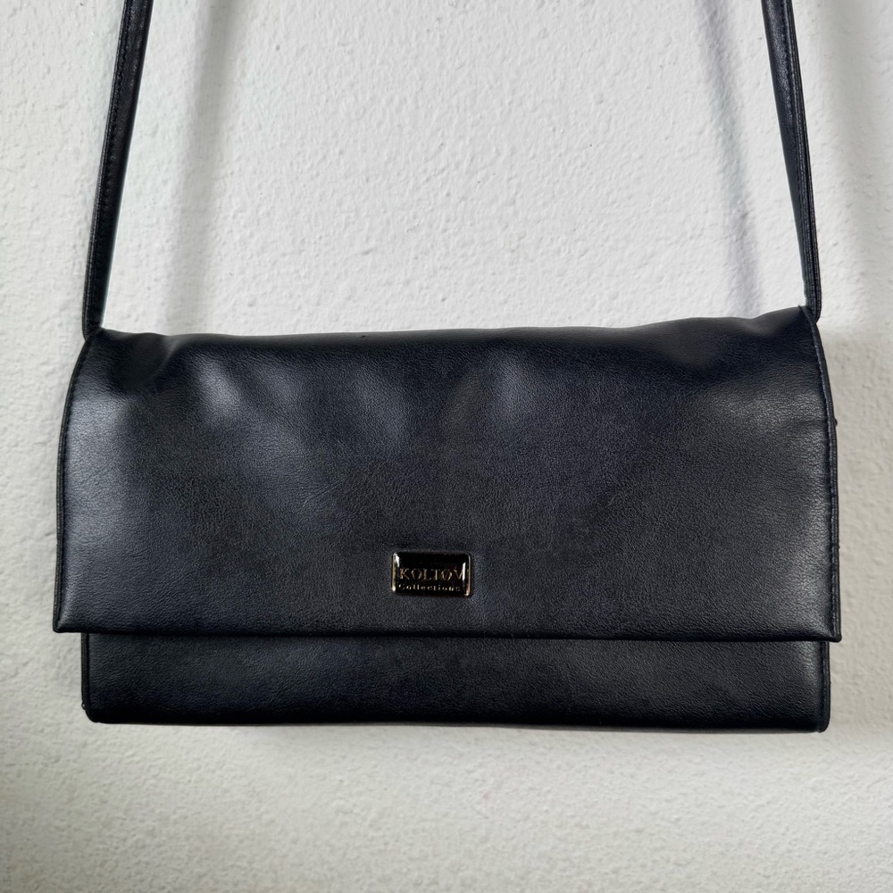 Kolton Black Leather Shoulder Bag with Minimalist Design